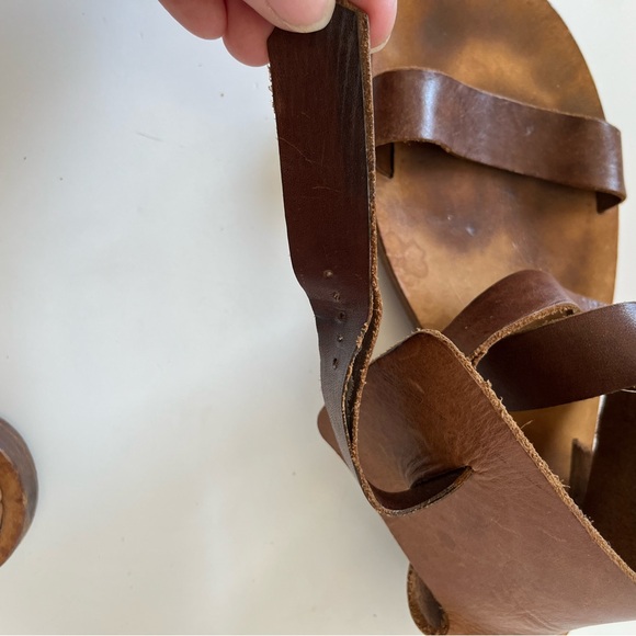 Chloe Leather Sandals - Picture 4 of 7